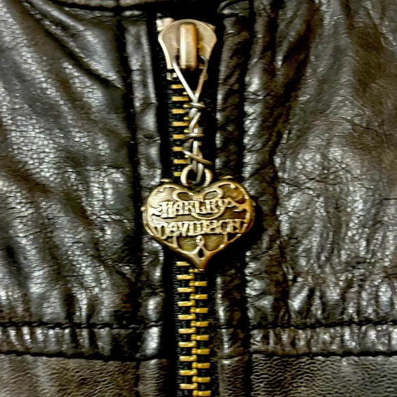 Woman’s Harley Davidson Distressed Leather Riding Jacket - Picture 7 of 10